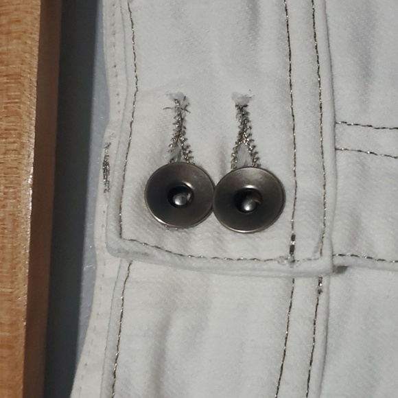 Chico's White Platinum Jeans Womens Size 10 Chicos 1.5 White Denim Capri - Picture 4 of 11